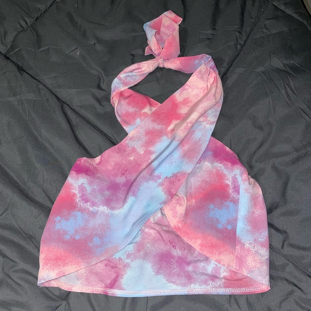 Halter top